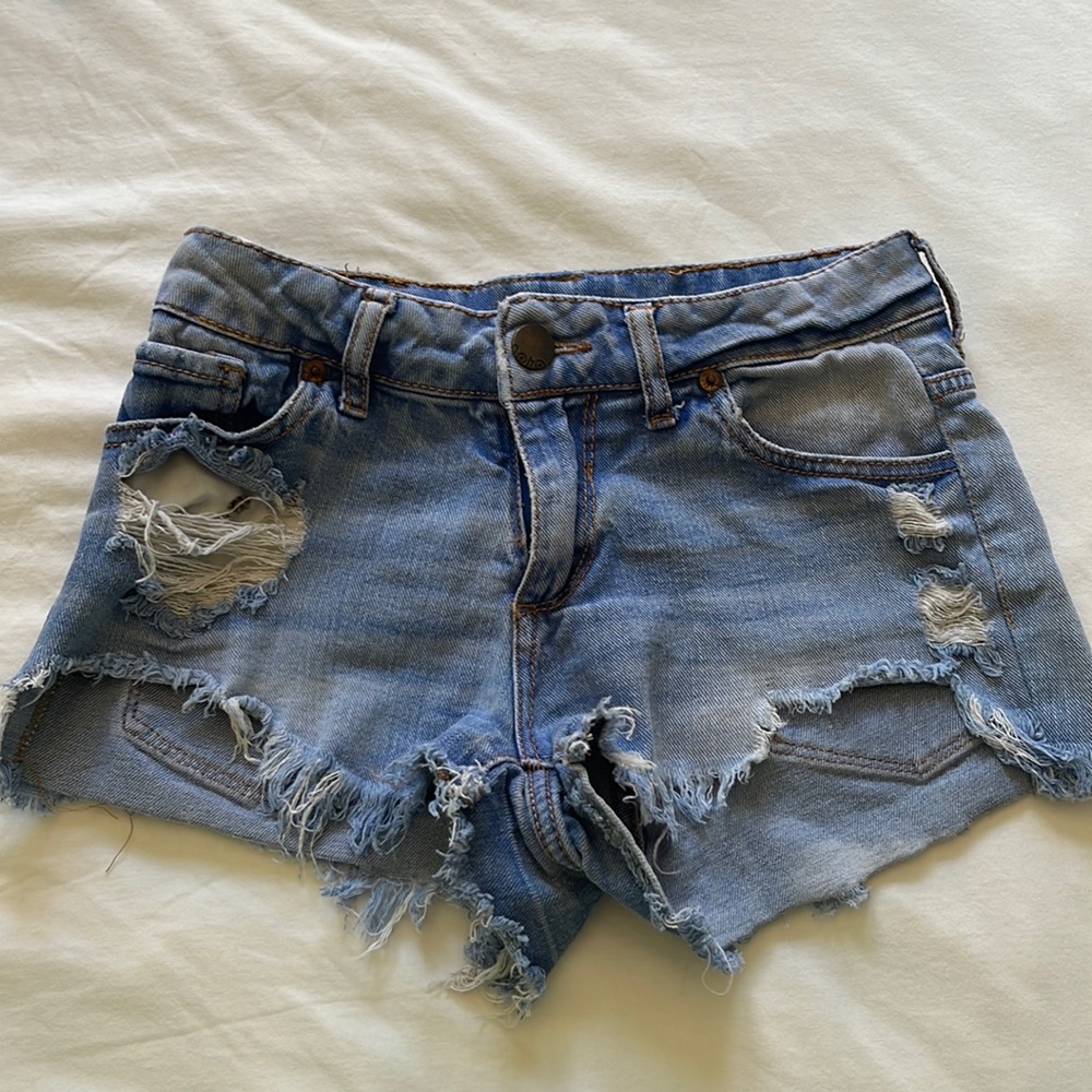 XS Ripped jean shorts light wash